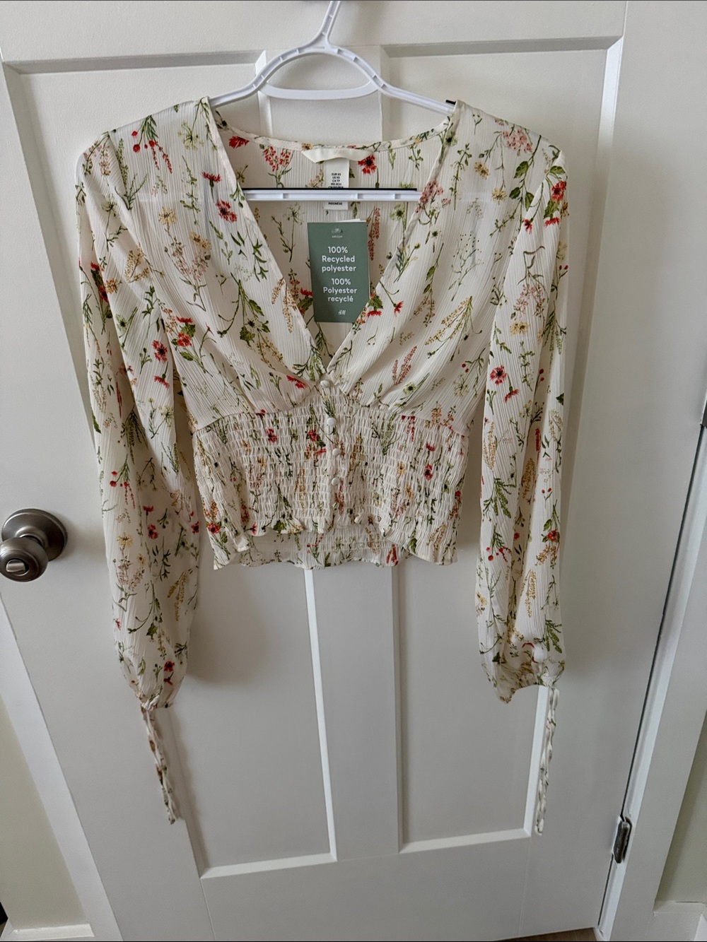 H&M Floral and Smocked V-Neck Long Sleeve Top - Cream